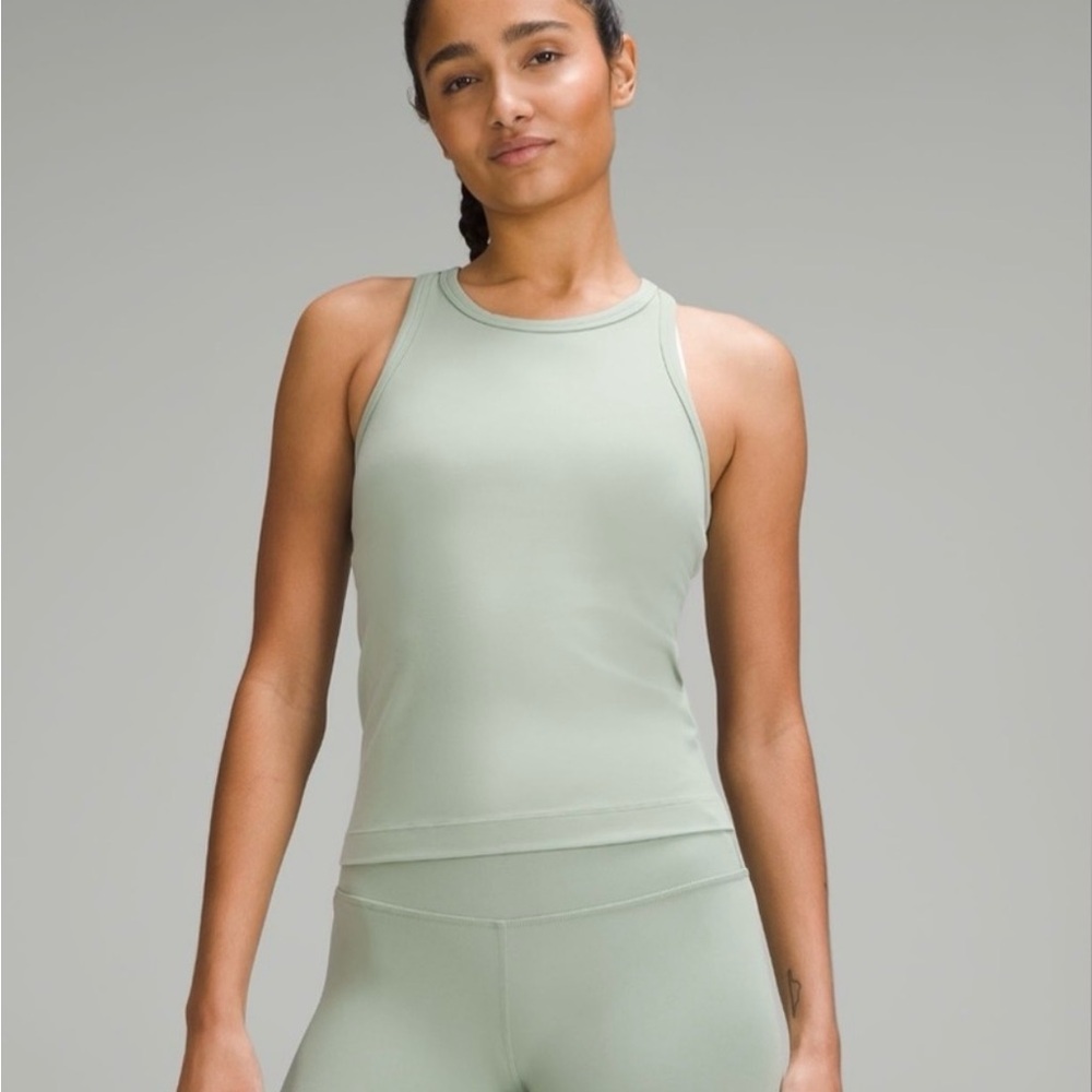 Lululemon Align Tank Top waist length palm court green. Sz 8 EUC 🌲🌲🌲🌲